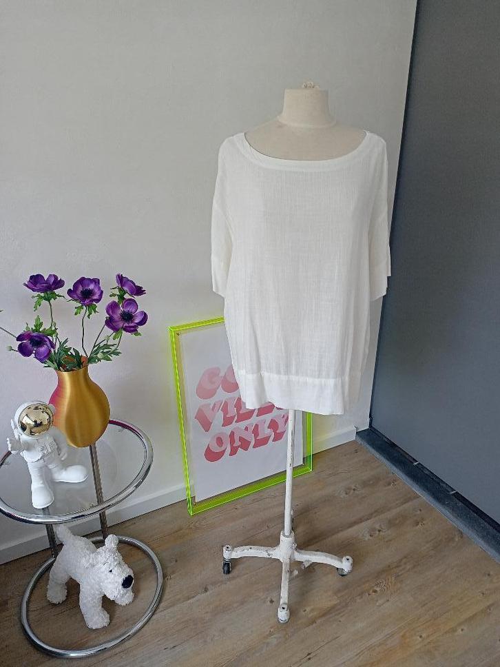 Tuniek met mooie boothals maat XL zgan, Kleding | Dames, Blouses en Tunieken, Zo goed als nieuw, Maat 46/48 (XL) of groter, Wit