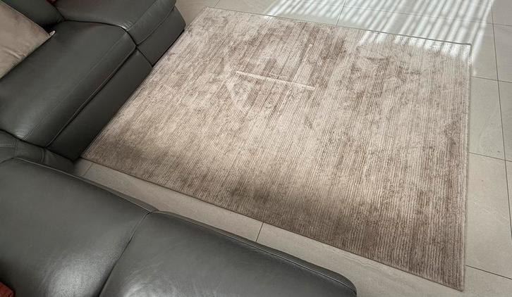 Mooie beige/ taupe vloerkleed 160x230 cm, Huis en Inrichting, Stoffering | Tapijten en Kleden, Zo goed als nieuw, 150 tot 200 cm