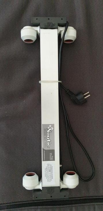 Te koop tl armatuur voor 2 t8 lampen van 15 watt lampen +/-  beschikbaar voor biedingen