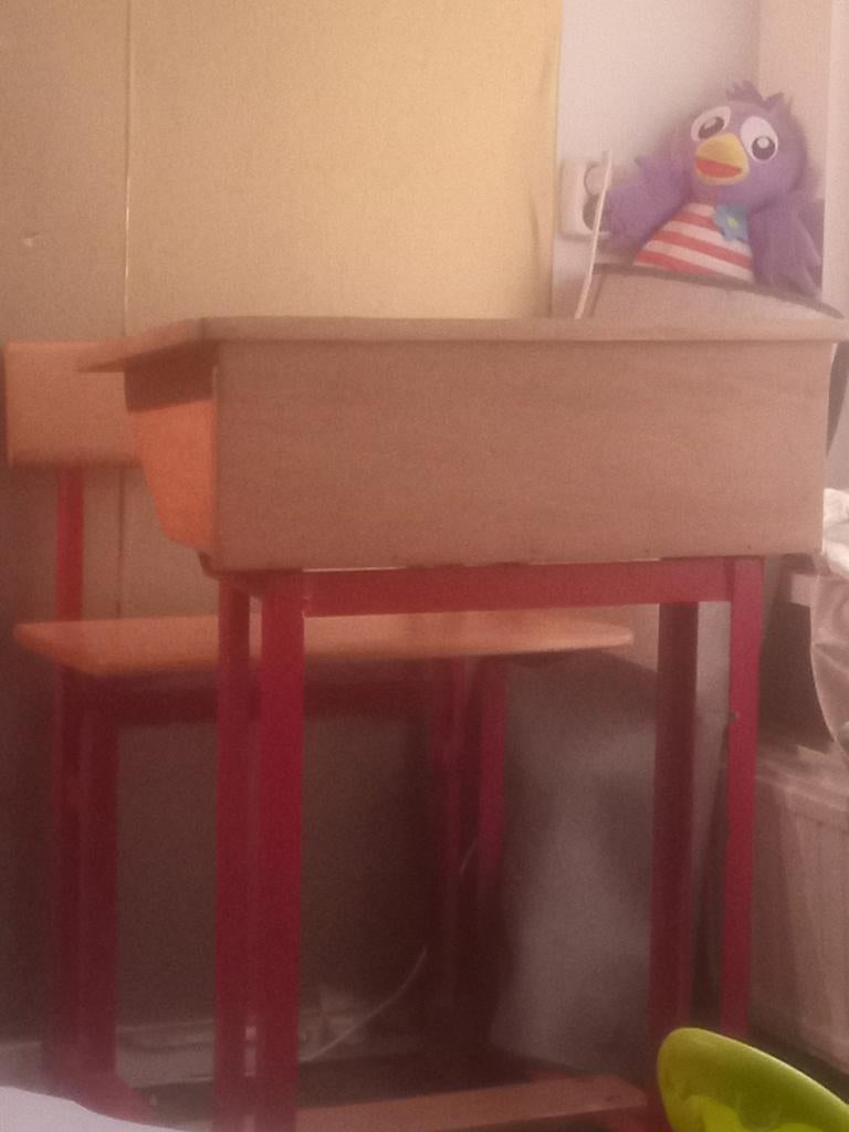 Schooltafel met inklapbaar bankje, Ophalen, Gebruikt, Tafel(s) en Stoel(en)