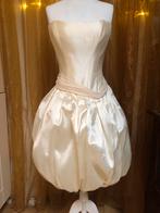 Italiaanse zijden jurk - maat 40, Kleding | Dames, Maat 38/40 (M), Beige, Nieuw, Ophalen of Verzenden