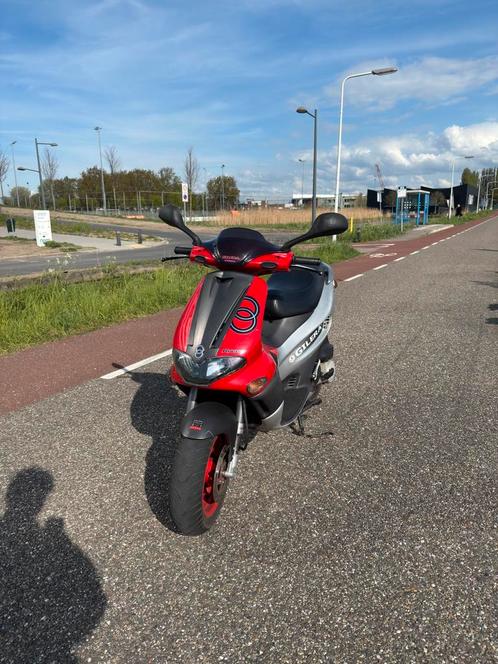 Gilera runner 50cc, Fietsen en Brommers, Scooters | Piaggio, Zo goed als nieuw, Overige modellen, Maximaal 45 km/u, Tweetakt, Ophalen