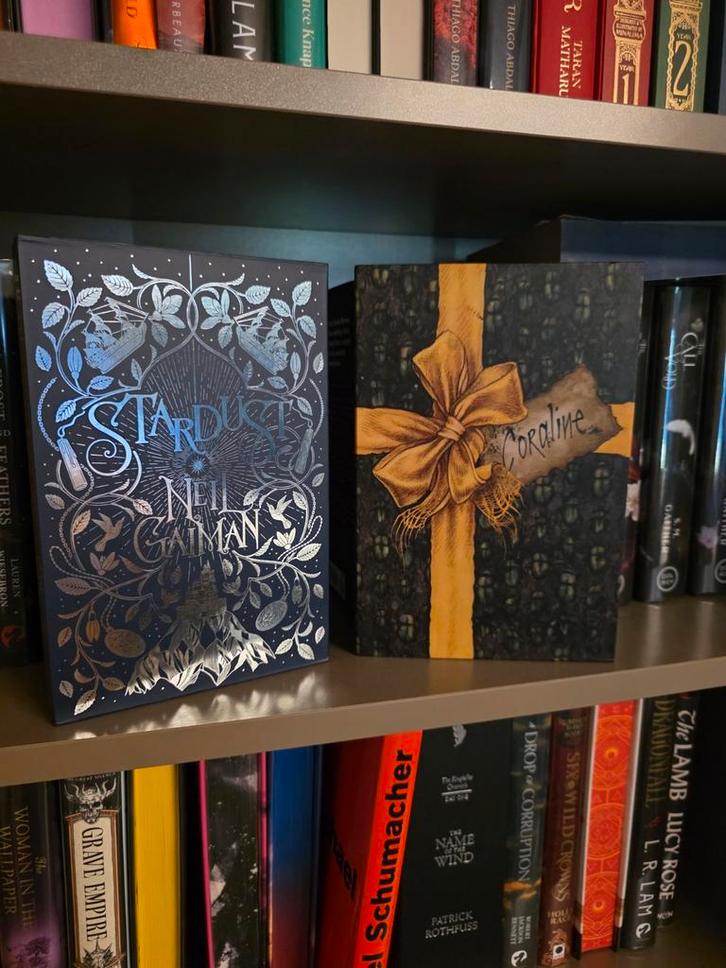 Stardust + Coraline - Gesigneerd - Litjoy, Boeken, Fantasy, Nieuw, Ophalen of Verzenden