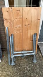 Prachtig houten bureau met onderstel van steigerbuis 80x120, Huis en Inrichting, Bureaus, Ophalen, Zo goed als nieuw