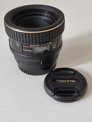 Tokina Nikon f Mount 35mm f2.8 macro lens DX beschikbaar voor biedingen