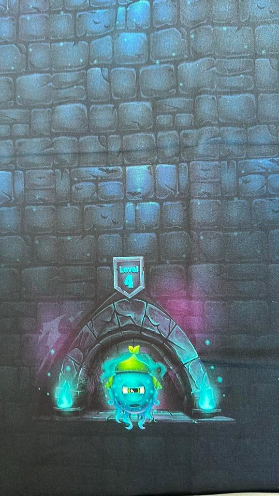 Monster battle french terry 3 luik paneel, Hobby en Vrije tijd, Stoffen en Lappen, Zo goed als nieuw, Katoen, 120 cm of meer, 30 tot 200 cm