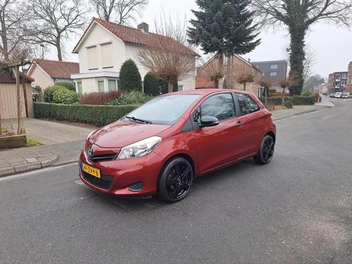 Toyota Yaris 1.3 VVT-i Comfort|Airco|LMV|Radio, Auto's, Toyota, Bedrijf, Te koop, Yaris, ABS, Airbags, Boordcomputer, Centrale vergrendeling
