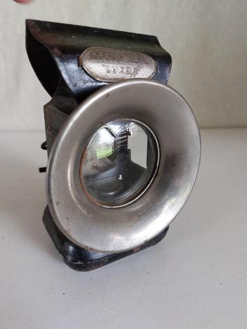 "LA COURSIÈRE LUXOR" antieke olielamp voor fiets beschikbaar voor biedingen