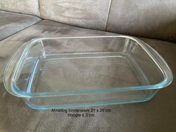 Pyrex glazen ovenschaal 21x29x6,5 cm (KWF) beschikbaar voor biedingen