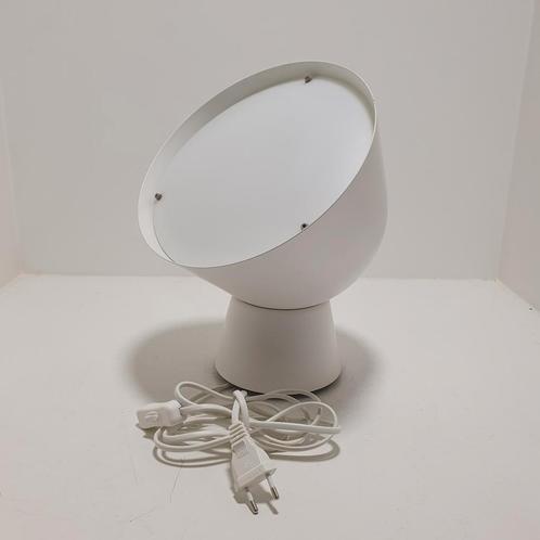 Ikea PS 2017 Tafellamp Ola Wihlborg, Huis en Inrichting, Lampen | Tafellampen, Zo goed als nieuw, Minder dan 50 cm, Kunststof