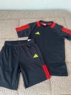 Adidas setje maat 150, Ophalen of Verzenden, Zo goed als nieuw, Jongen