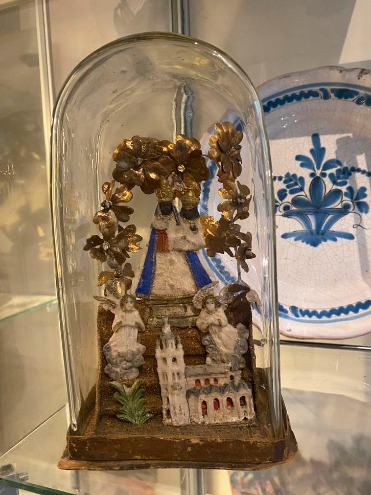 Stolp met relegieuze voorstelling, Antiek en Kunst, Antiek | Woonaccessoires, Ophalen of Verzenden