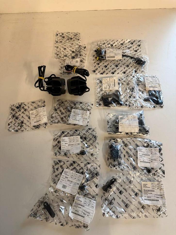 Moto Guzzi V100 Stelvio Dagrijverlichting  ART. 2S002059, Motoren, Tuning en Styling, Ophalen