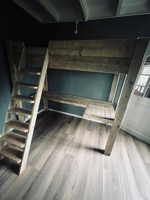 Steigerhout hoogslaper, Kinderen en Baby's, Kinderkamer | Stapelbedden en Hoogslapers, Zo goed als nieuw, Hoogslaper, Ophalen of Verzenden