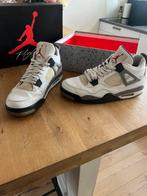 Jordan 4 white cement, Kleding | Heren, Schoenen, Ophalen of Verzenden, Zo goed als nieuw, Wit