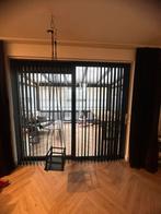 Zwarte linnen lamellen in nette staat, Ophalen, Gebruikt, Zwart