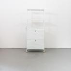 1 Gispen Kast 663 W Rietveld Nieuw, Huis en Inrichting, Kasten | Boekenkasten, Nieuw, 50 tot 100 cm, Met deur(en), Metaal