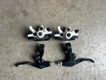 Setje mechanische schijfremmen beschikbaar voor biedingen