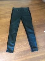 ST SuperTrash zwarte lange broek nep leer maat 29 skinny, Supertrash, Zwart, Ophalen of Verzenden, Zo goed als nieuw