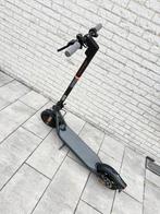 Ninebot F25I Elektrische Step - 25km Bereik, Ophalen of Verzenden, Zo goed als nieuw, Elektrische step (E-scooter)