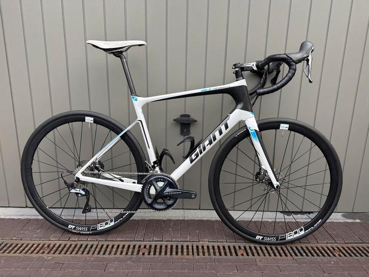 Giant Defy Advanced Disc Ultegra – Maat ML (54 cm), Fietsen en Brommers, Fietsen | Racefietsen, Zo goed als nieuw, Giant, Meer dan 20 versnellingen