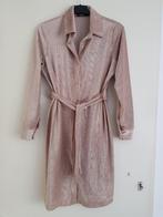 Jurk -- maat S / M -- Musthaves by Elja, Kleding | Dames, Beige, Musthaves by Elja, Ophalen of Verzenden, Zo goed als nieuw