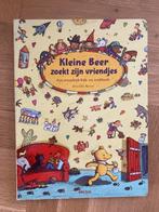 Daniela Kulot - Kleine Beer zoekt zijn vriendjes, Ophalen of Verzenden, Zo goed als nieuw, Daniela Kulot