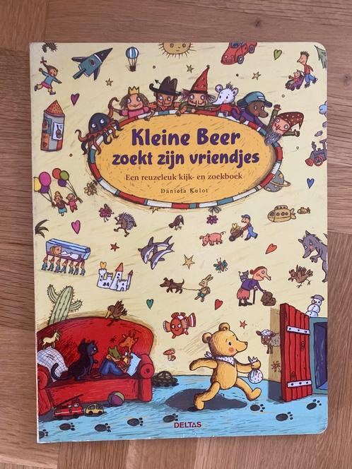 Daniela Kulot - Kleine Beer zoekt zijn vriendjes, Boeken, Kinderboeken | Jeugd | onder 10 jaar, Zo goed als nieuw, Ophalen of Verzenden