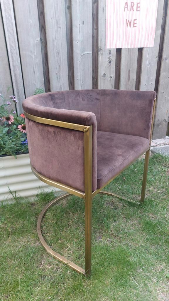 Stoel met messing en bruine fluweel, Huis en Inrichting, Stoelen, Nieuw, Eén, Bruin, Ophalen