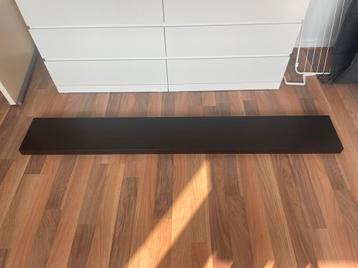 Zwartbruine zwevende LACK plank van IKEA, 190 cm beschikbaar voor biedingen