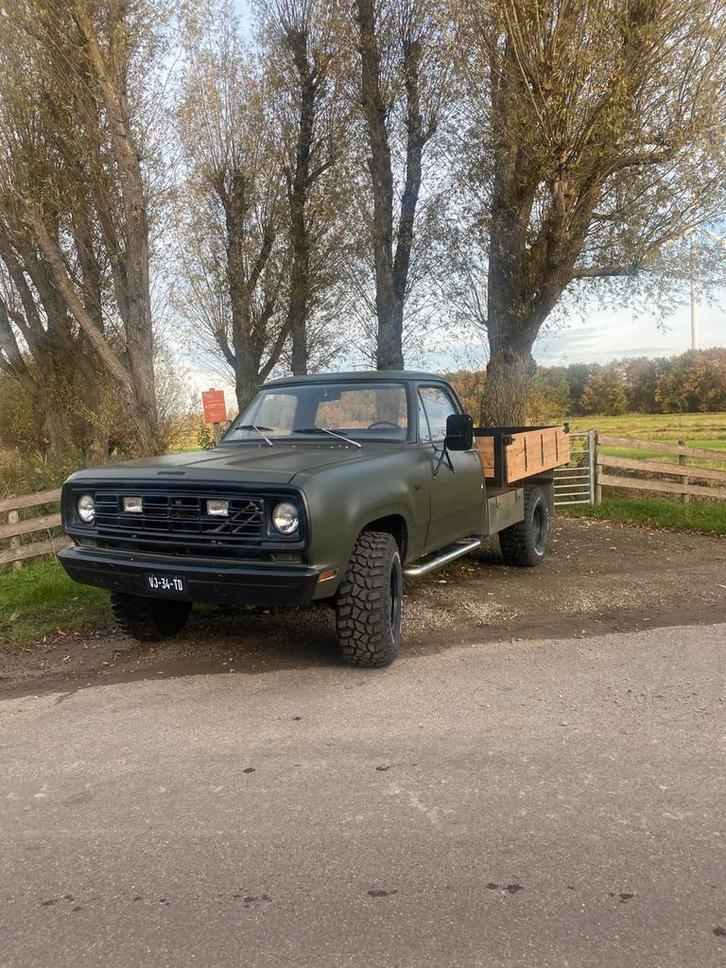 Dodge w200, Auto's, Oldtimers, Particulier, Dodge, LPG, SUV of Terreinwagen, Automaat, Groen, Overige kleuren, Leder, Vierwielaandrijving