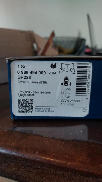 Remblokken set BMW E39 Bosch beschikbaar voor biedingen