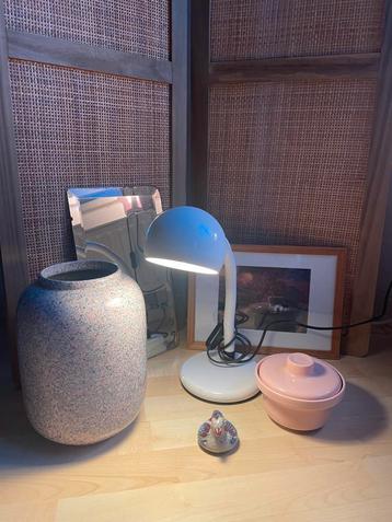 Setje vintage items, space age lamp, vaas, antieke spiegel beschikbaar voor biedingen