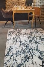 Vloerkleed nieuw gemarmerd 135x190 cm kleed, Huis en Inrichting, Stoffering | Tapijten en Kleden, Ophalen, Crème, 100 tot 150 cm