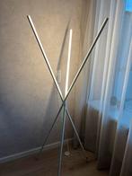Staande LED-lamp Laser (met dim functie), Huis en Inrichting, Lampen | Vloerlampen, Ophalen, Zo goed als nieuw