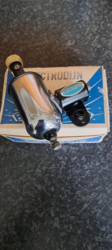 Vintage Electrodijn Rijwieldynamo in Doos beschikbaar voor biedingen