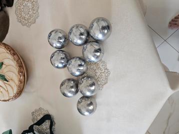 Geologic jeu de boules beschikbaar voor biedingen