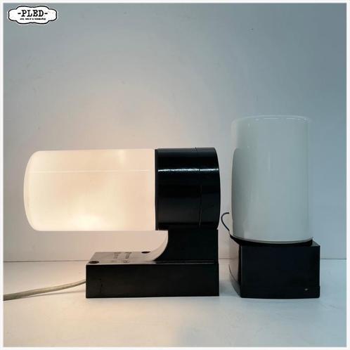 Vintage bakelieten wandlamp / badkamerlamp met opaline glas, Huis en Inrichting, Lampen | Wandlampen, Gebruikt, Glas, Overige materialen