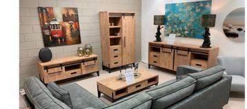 Dressoir, TV meubel & Salontafel - Zo Goed Als Nieuw! beschikbaar voor biedingen