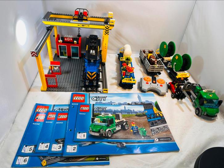 Lego 60052  Cargo Train, Kinderen en Baby's, Speelgoed | Duplo en Lego, Zo goed als nieuw, Lego, Complete set, Ophalen of Verzenden