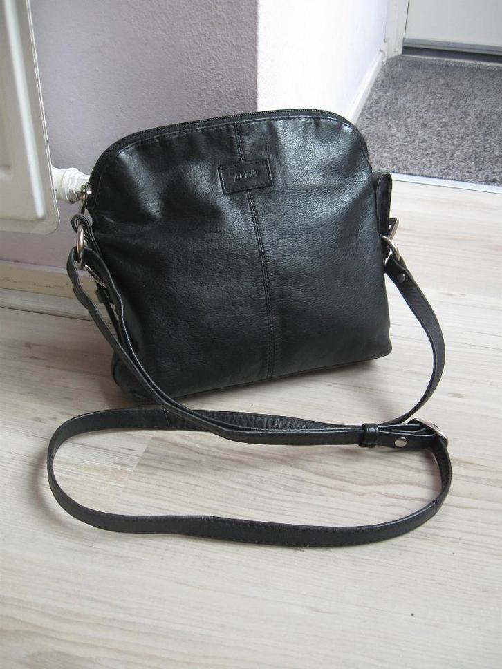 MYLADY zwart leren schoudertasje, Sieraden, Tassen en Uiterlijk, Tassen | Damestassen, Zo goed als nieuw, Schoudertasje, Zwart