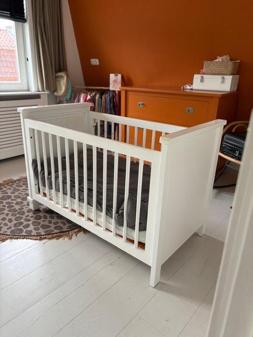Ledikant, Kinderen en Baby's, Babywiegjes en Ledikanten, Zo goed als nieuw, Ledikant, Ophalen