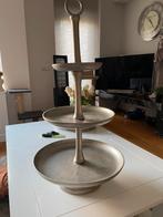 Mooie zware gietijzeren etagere., Huis en Inrichting, Woonaccessoires | Etagères, Ophalen of Verzenden, Zo goed als nieuw