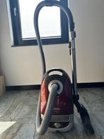Miele stofzuiger model S5261, Witgoed en Apparatuur, Stofzuigers, Gebruikt, Stofzuiger, 2000 watt of meer, Ophalen