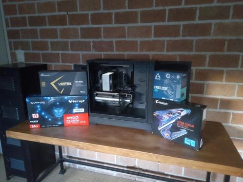 Gebouwde 4K gaming computer met een RX 7900 XTX en I7 13700F, Computers en Software, Desktop Pc's, Zo goed als nieuw, 4 Ghz of meer