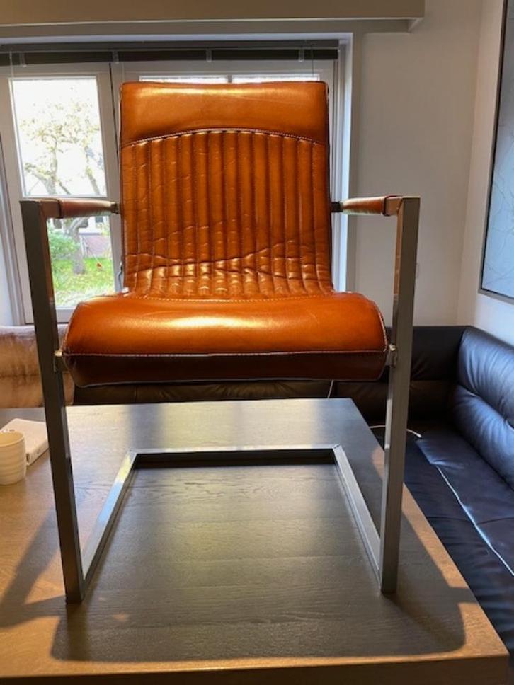 Eetkamerstoel Sturdy Goossens (2), Huis en Inrichting, Stoelen, Gebruikt, Vijf, Zes of meer stoelen, Leer, Bruin, Ophalen