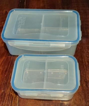 Verschillende tupperware beschikbaar voor biedingen