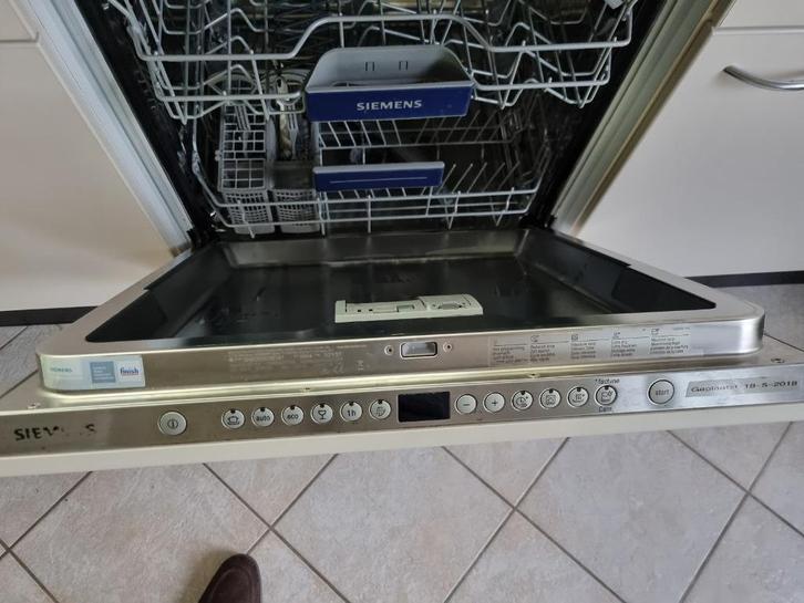 vaatwasser Siemens SN636X03IE, Witgoed en Apparatuur, Vaatwasmachines, Gebruikt, Inbouw, Minder dan 85 cm, 45 tot 60 cm, Minder dan 10 liter