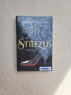 Jennifer Donnelly - Stiefzus, Boeken, Ophalen of Verzenden, Gelezen, Jennifer Donnelly