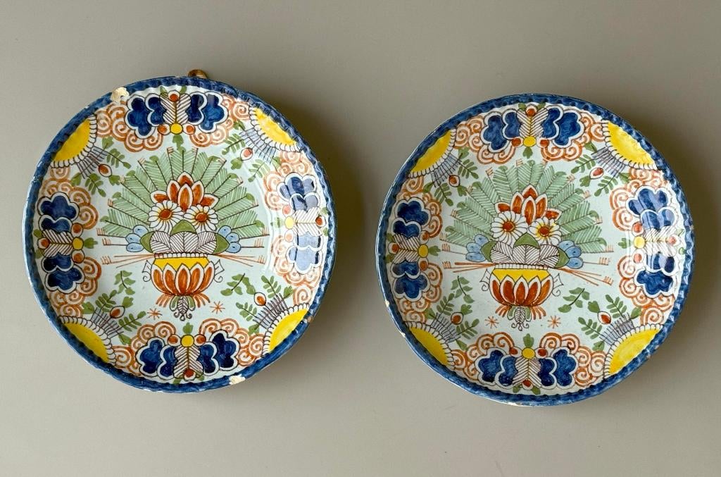 2 pauwen schotels Tichelaar Makkum rond 1900, Antiek en Kunst, Ophalen of Verzenden